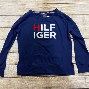 NWT Tommy Hilfiger Sweater